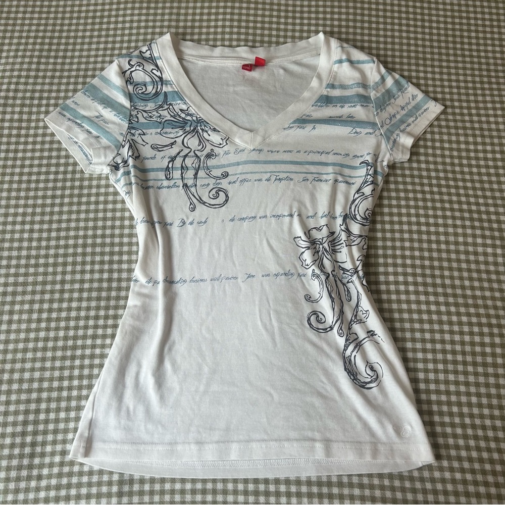 White and Blue Grunge Women's Baby Tee